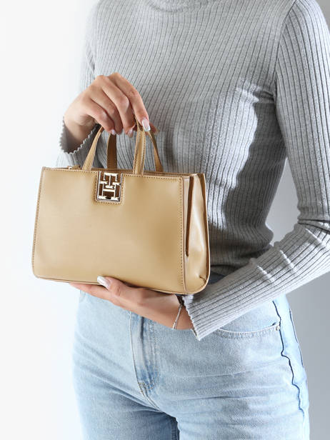 Sac Bandoulière Th Reset Tommy hilfiger Beige th reset AW16762 vue secondaire 1