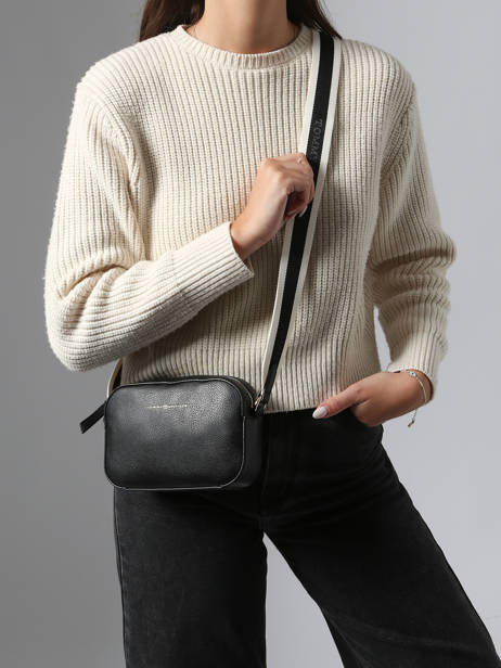 Sac Bandoulière Th Logotape Polyurethane Tommy hilfiger Noir th logotape AW17450 vue secondaire 1